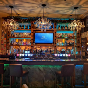  The Townhouse Bar, Kitchen & Rooms  Барроу-Ин-Фернесс